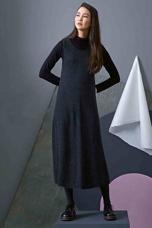 Kleid - Lang Yarns Cashmere Lace - Strickset mit Anleitung in garnwelt-Box