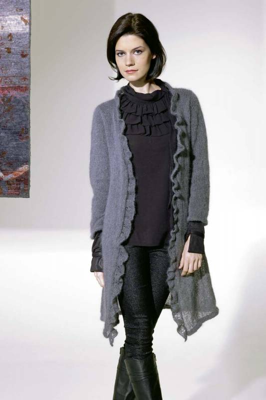 Knitting set Light coat MOHAIR LUXE LAME with knitting instructions in garnwelt box in size S