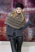 Strickset Kragen Lang Yarns YAK mit Anleitung in...