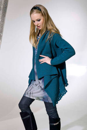 Strickset Jacke Lang Yarns YAK mit Anleitung in garnwelt-Box S-M