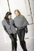 Knitting set Cardigan  with knitting instructions in garnwelt box in size S