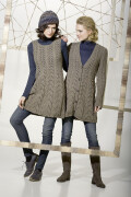 Knitting set Cardigan  with knitting instructions in garnwelt box in size L