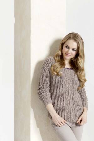 Knitting set Pullover  with knitting instructions in garnwelt box in size S
