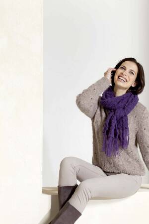 Strickset Pullover und Schal mit Anleitung in garnwelt-Box