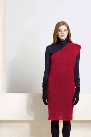 Strickset One Shoulder Kleid Lang Yarns MOHAIR LUXE mit Anleitung in garnwelt-Box S