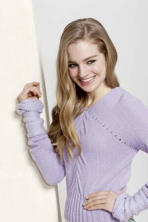 Knitting set Pullover  with knitting instructions in garnwelt box