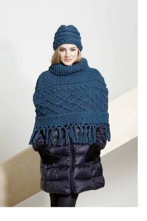 Strickset Cape mit Anleitung in garnwelt-Box one size