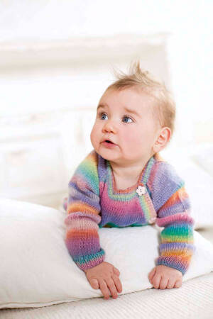 Strickset Wickeljacke Lang Yarns MILLE COLORI BABY mit Anleitung in garnwelt-Box 68-74