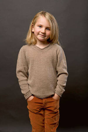 Knitting set Pullover MERINO 400 LACE with knitting instructions in garnwelt box in size 128