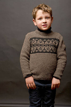 Strickset Pullover Lang Yarns YAK mit Anleitung in garnwelt-Box