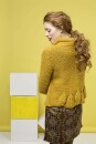 Knitting set Cardigan  with knitting instructions in garnwelt box in size M