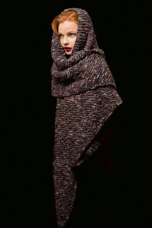 Knitting set Triangle shawl  with knitting instructions in garnwelt box