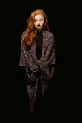 Knitting set Triangle shawl  with knitting instructions in garnwelt box