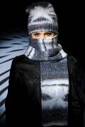 Knitting set Shawl  with knitting instructions in...