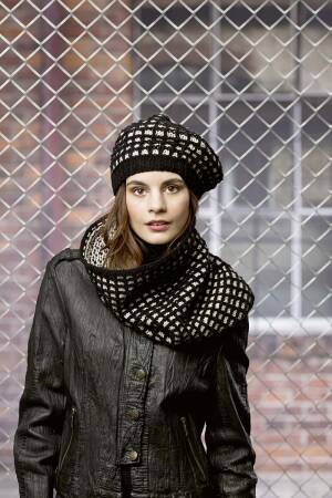 Strickset Rundschal mit Anleitung in garnwelt-Box