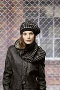 Knitting set Round shawl CASHMERE CLASSIC with knitting...