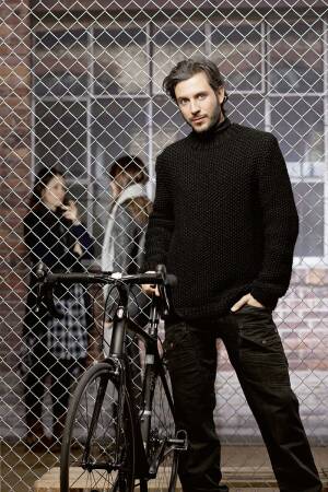 Strickset Pullover mit Anleitung in garnwelt-Box S