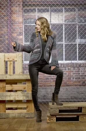 Strickset Jacke mit Anleitung in garnwelt-Box S