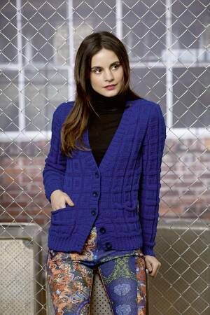 Strickset Jacke mit Anleitung in garnwelt-Box M