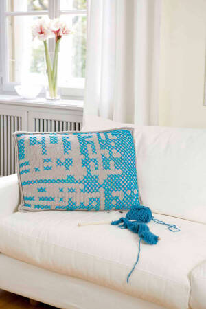Strickset Kissen mit Anleitung in garnwelt-Box