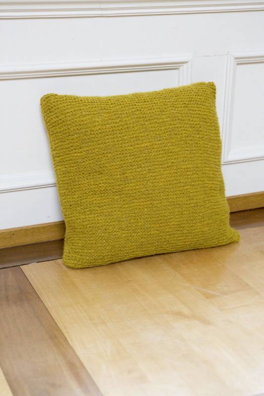 Knitting set Cushion MALOU LIGHT with knitting instructions in garnwelt box in size 40 x 40 cm