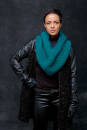 Knitting set Shawl with hood CASHMERE CLASSIC with knitting instructions in garnwelt box