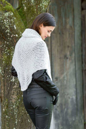 Strickset Dreiecktuch Lang Yarns MALOU LIGHT mit Anleitung in garnwelt-Box