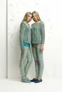 Strickset Fallmaschenpullover mit Anleitung in garnwelt-Box