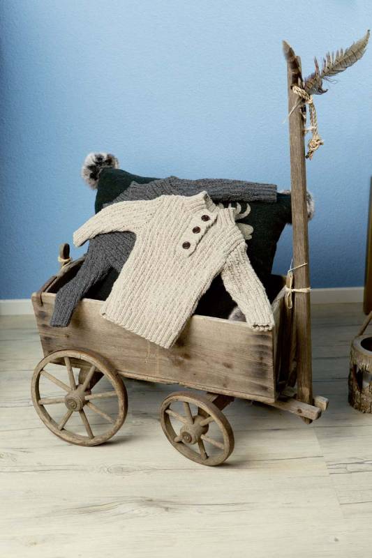 Knitting set Pullover MERINO 150 with knitting instructions in garnwelt box