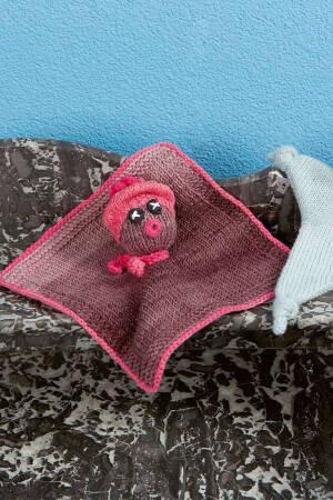 Knitting set Comforter  with knitting instructions in garnwelt box