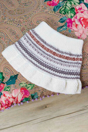 Knitting set Jacquard skirt MERINO 200 BEBE with knitting instructions in garnwelt box