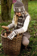 Strickset Mütze Lang Yarns YAK mit Anleitung in garnwelt-Box 128-152