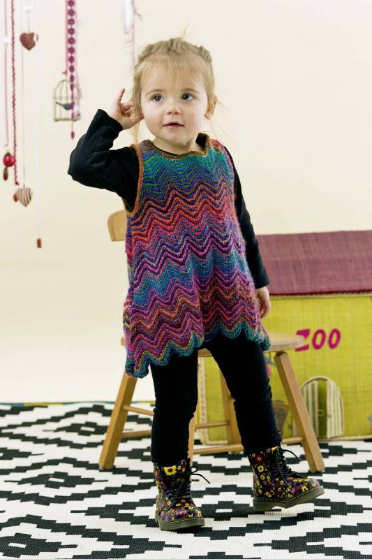 Knitting set Dress MILLE COLORI BABY with knitting instructions in garnwelt box