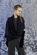 Knitting set Shawl with armhole BABY ALPACA with knitting instructions in garnwelt box