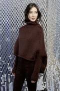 Strickset Cape mit Anleitung in garnwelt-Box S-M