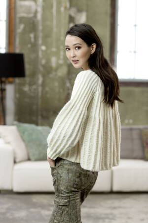 Strickset Pullover mit Anleitung in garnwelt-Box