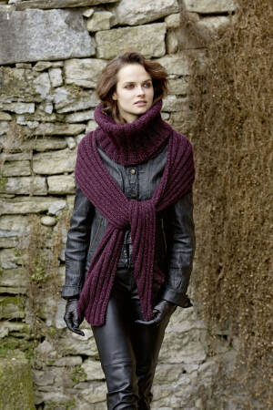 Knitting set Cowl with scarf  with knitting instructions in garnwelt box